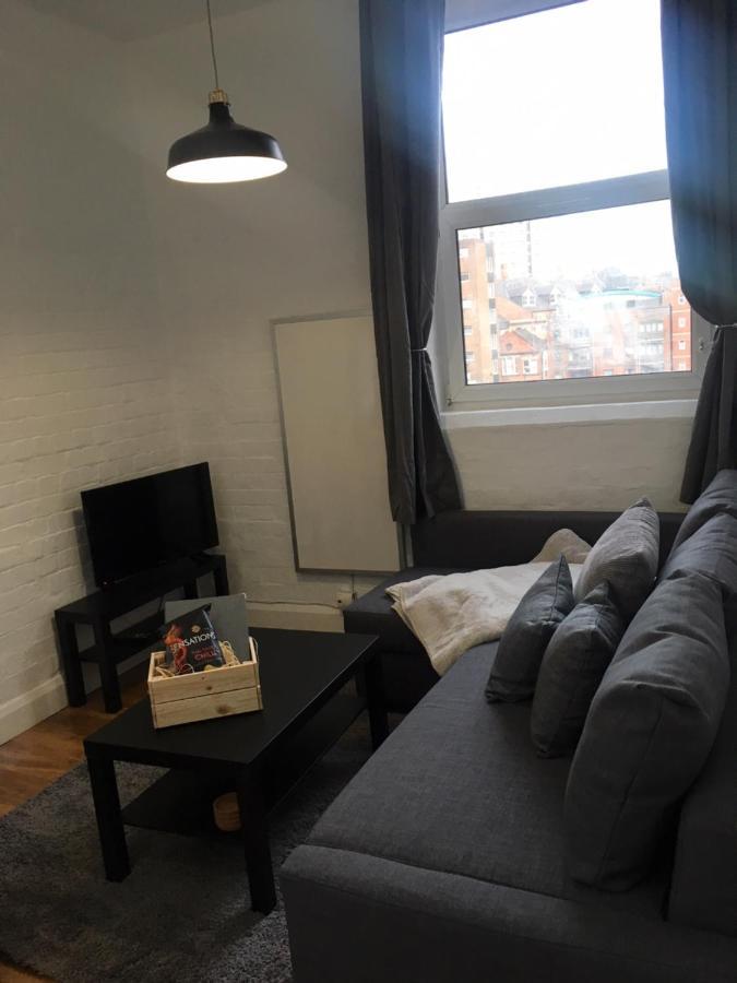 The Holt Apartment Leicester Bagian luar foto