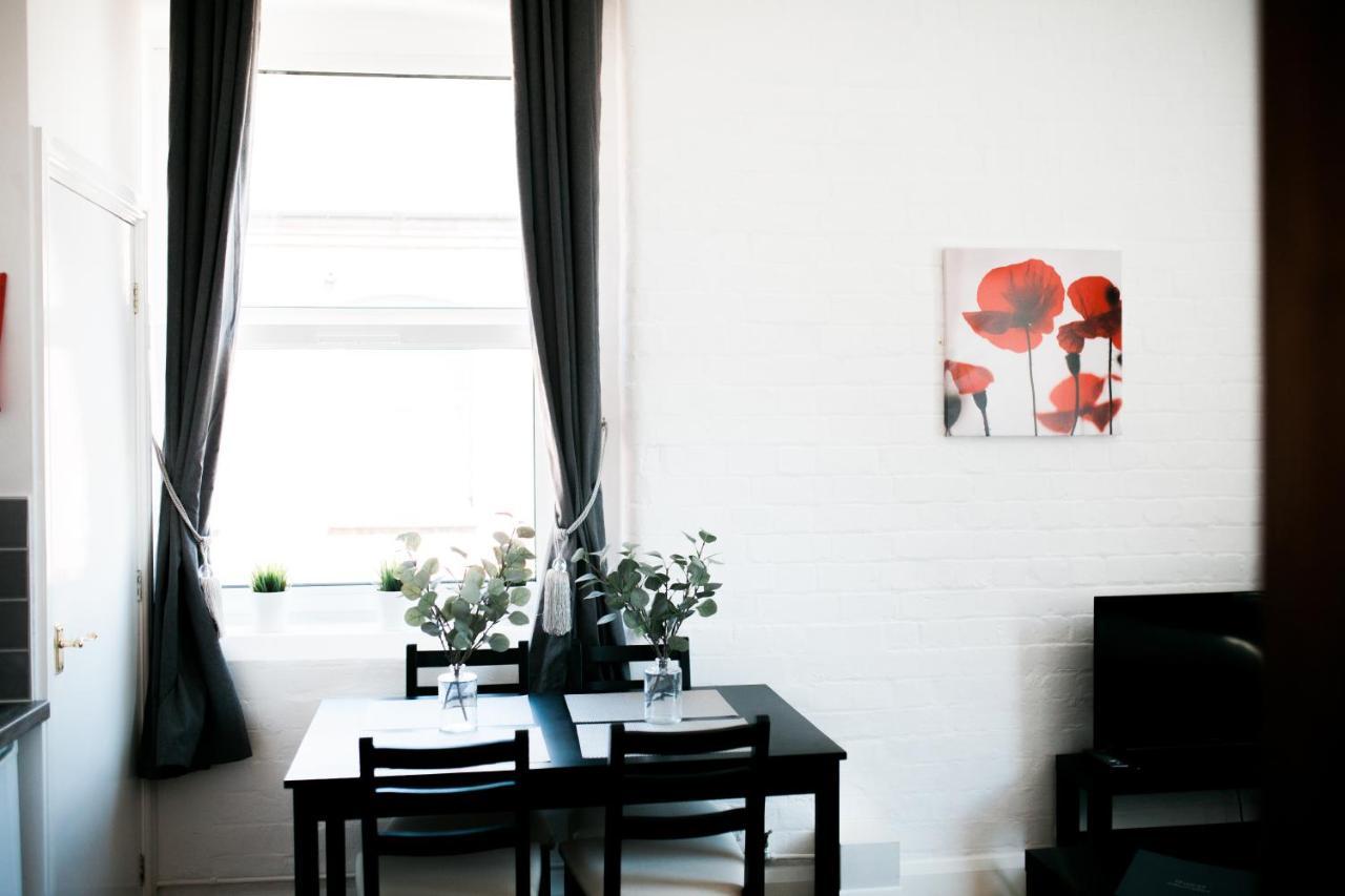The Holt Apartment Leicester Bagian luar foto