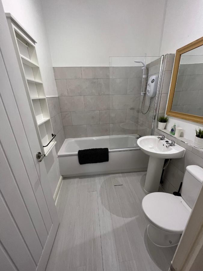 The Holt Apartment Leicester Bagian luar foto
