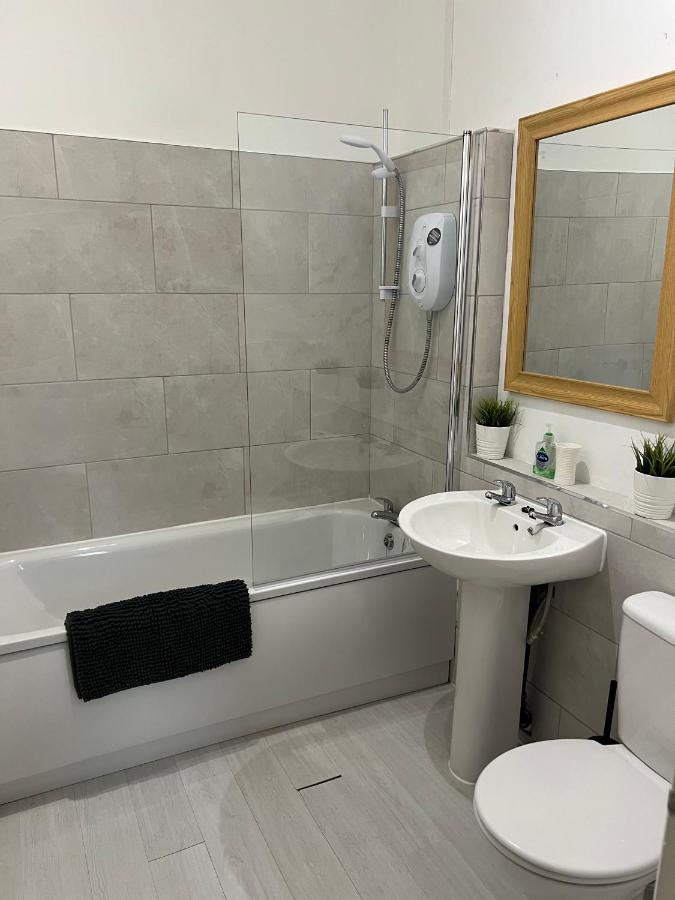 The Holt Apartment Leicester Bagian luar foto