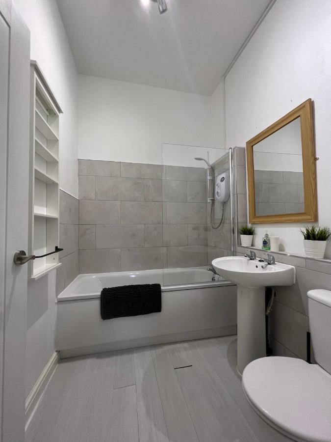 The Holt Apartment Leicester Bagian luar foto